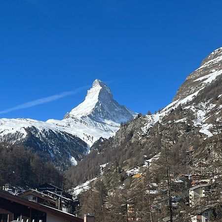 Hotel Bristol Zermatt Exterior foto